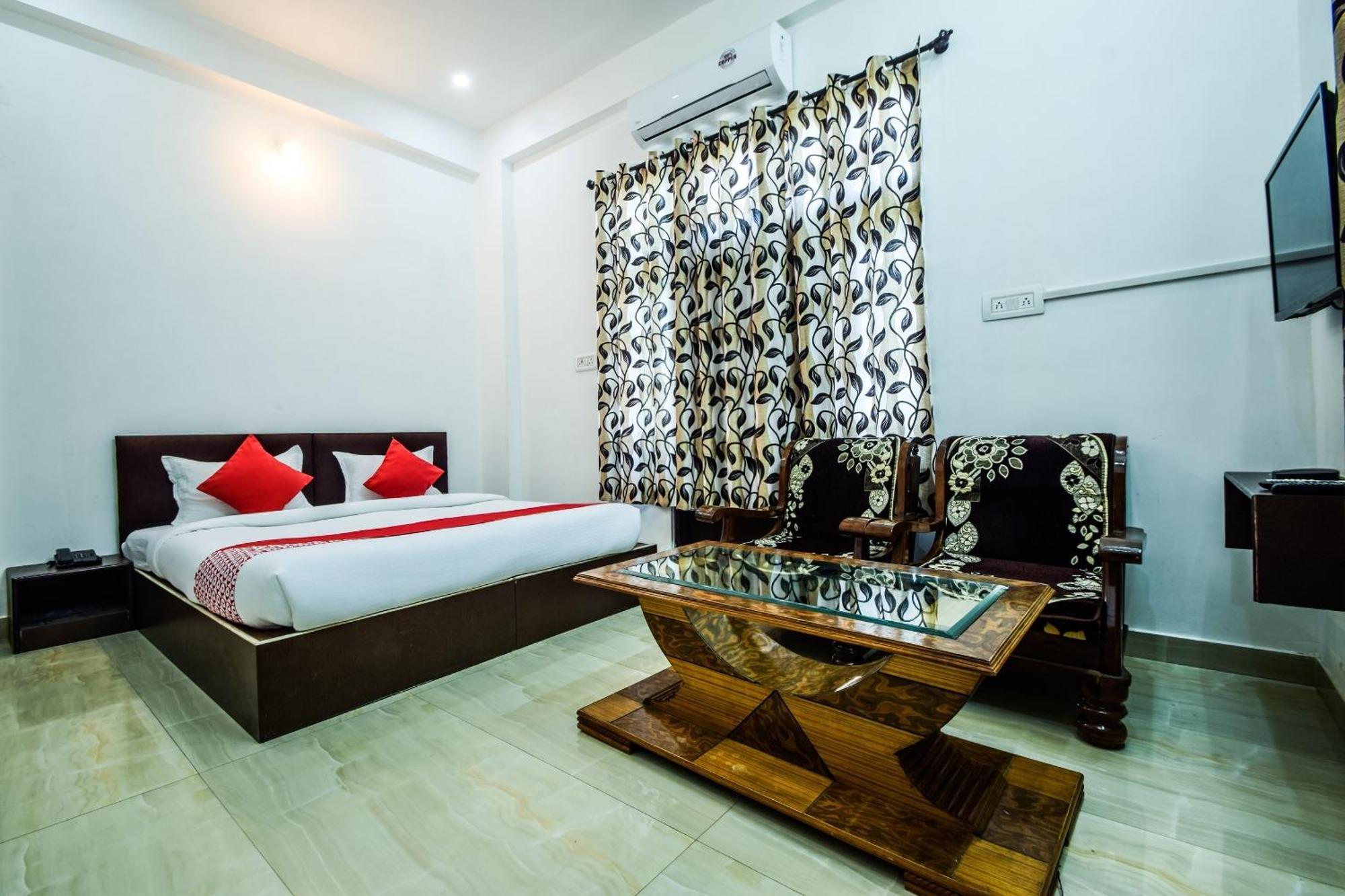 Hotel O Blue Lotus Puskár Kültér fotó