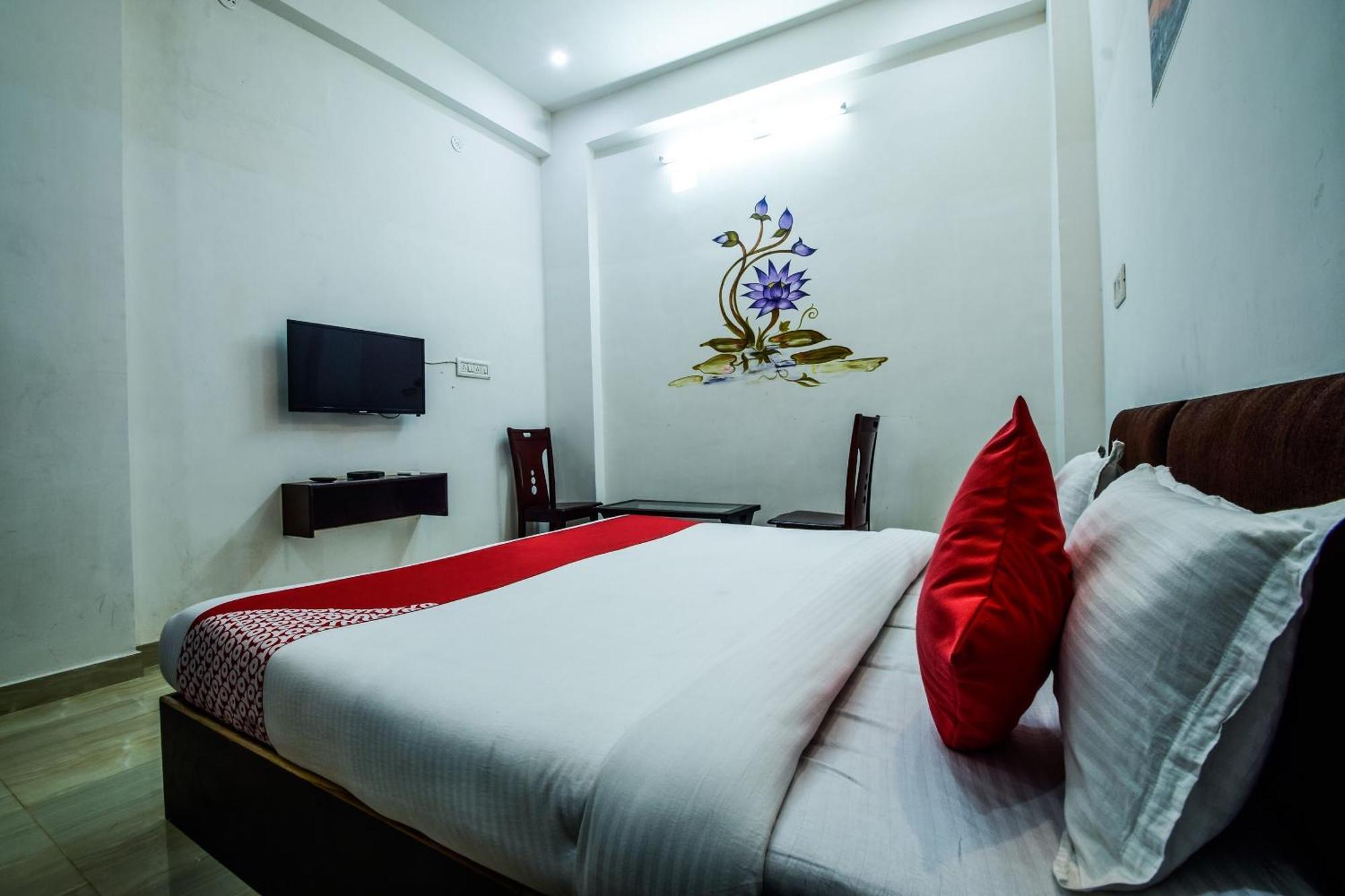 Hotel O Blue Lotus Puskár Kültér fotó